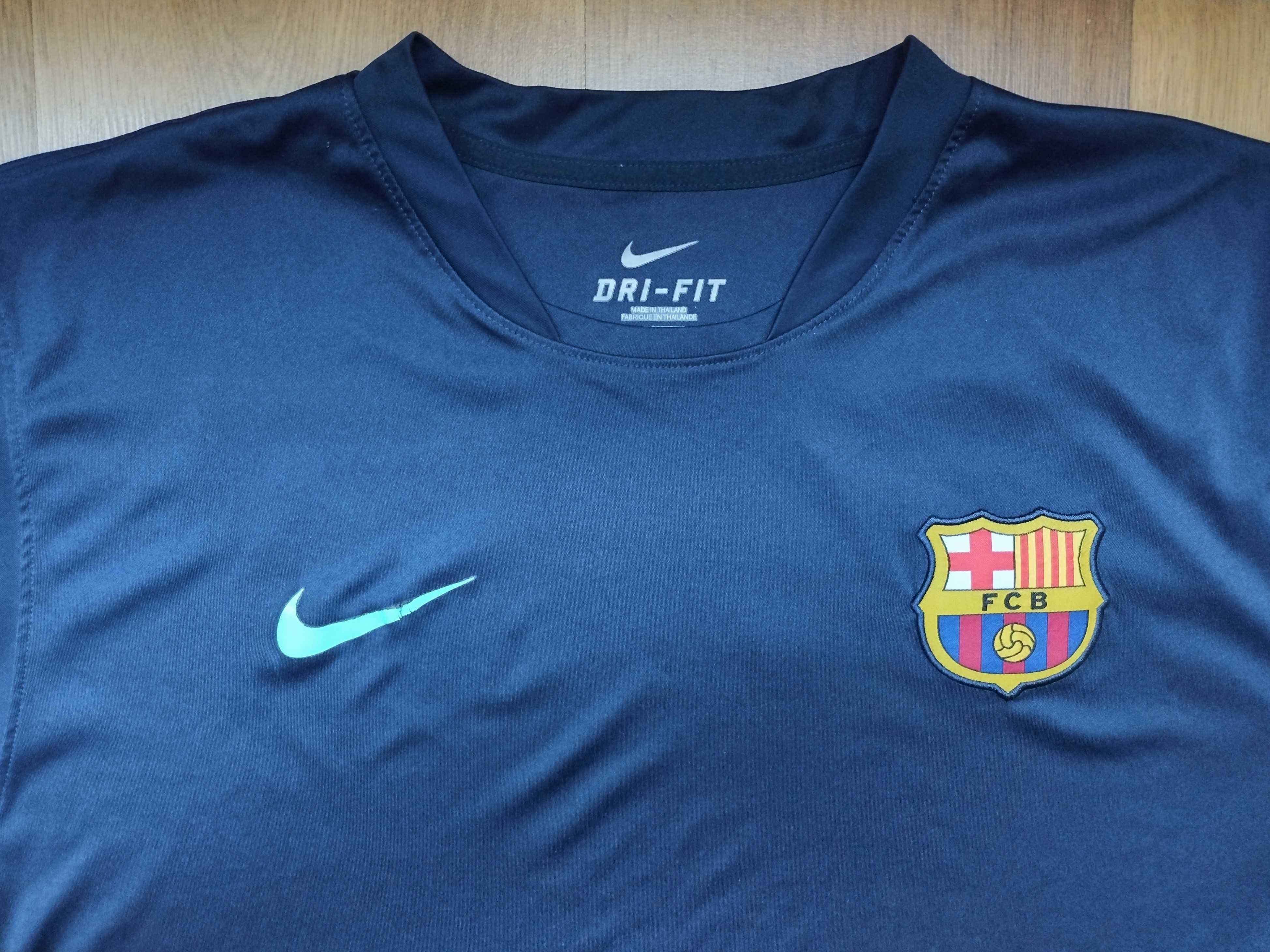 Barcelona / Nike - мъжка футболна тениска Барселона