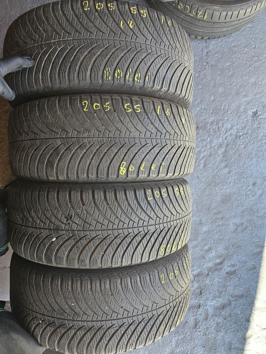 205 55 16 m+s goodyear allseason
