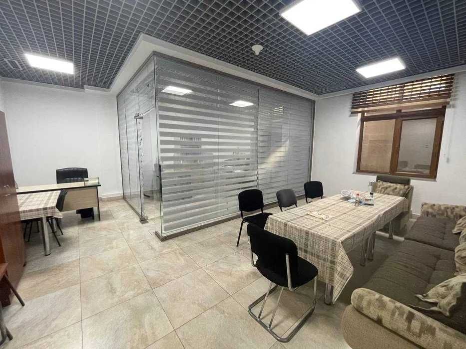 ПРОДАЖА — 450 м² коммерция в цоколе на Паркентском, с ремонтом (55)