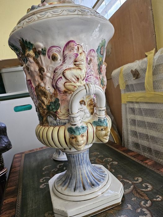 Италианска порцеланова ваза каподимонте
