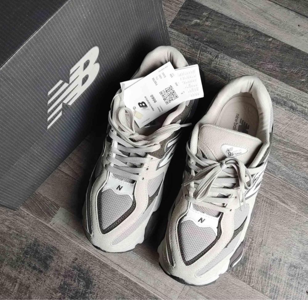 New Balance 9060