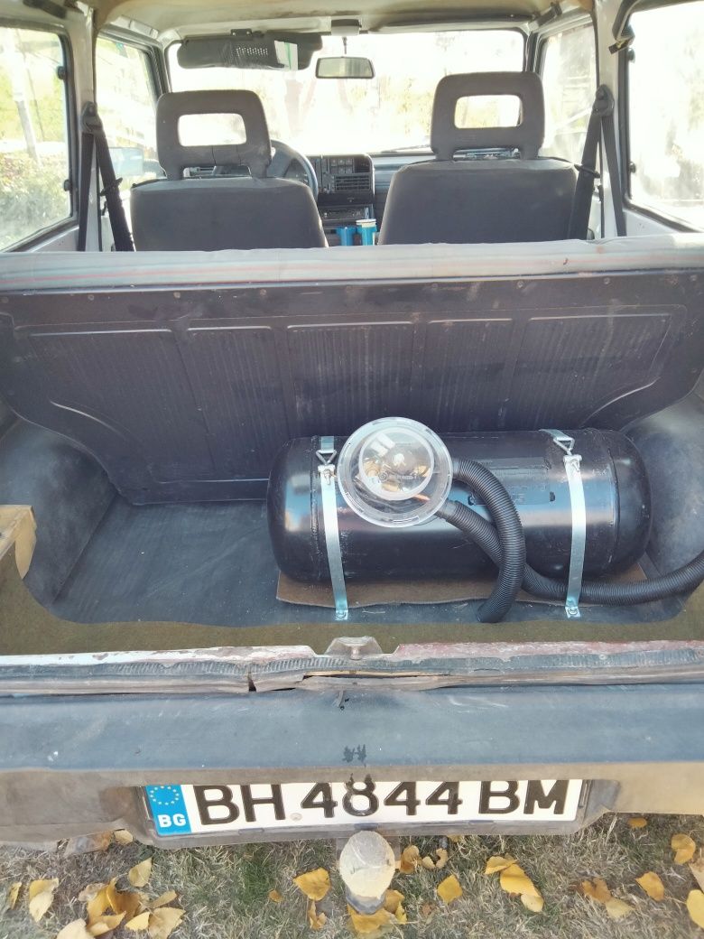 Продавам Фиат Панда