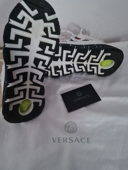 Versace Trigreca roz cu alb