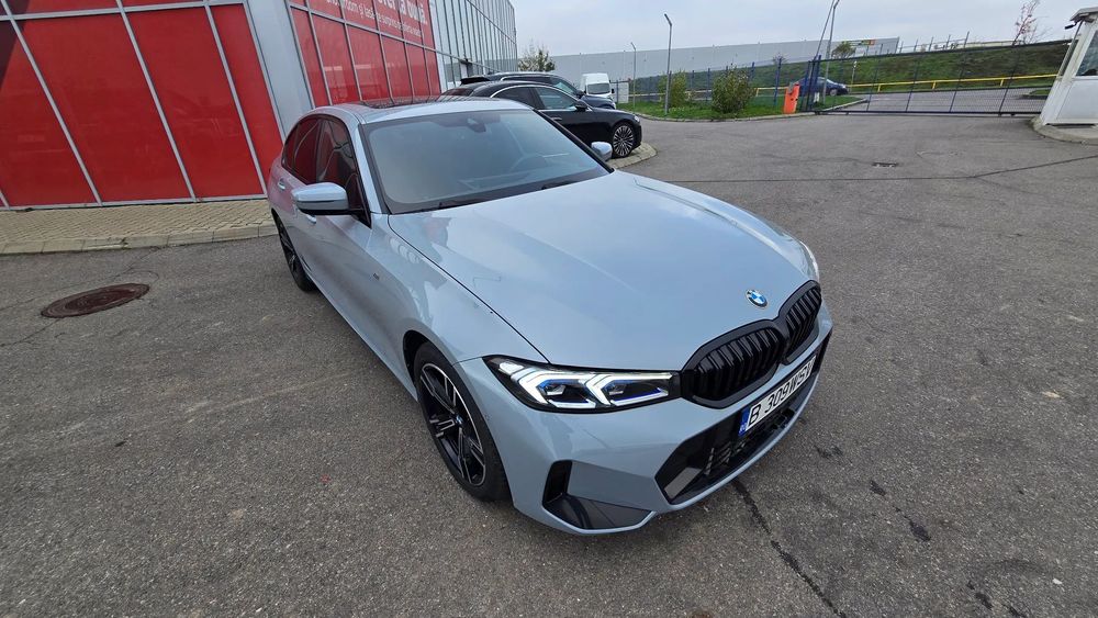 BMW Seria 3 BMW 320i xDrive