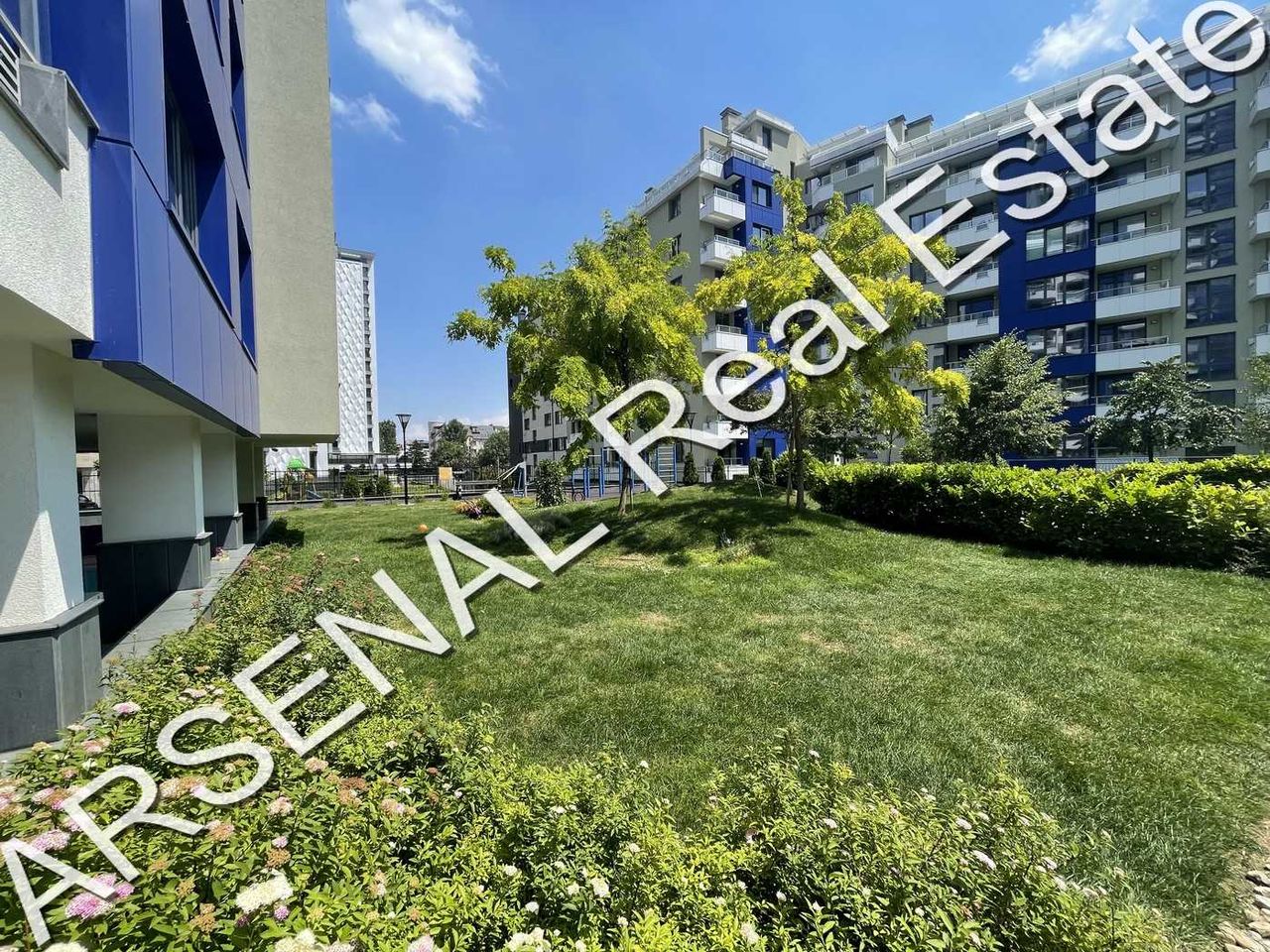 Дава се под наем Тристаен апартамент в София, Изгрев - 185 кв.м за 1450 € - Снимка #10
