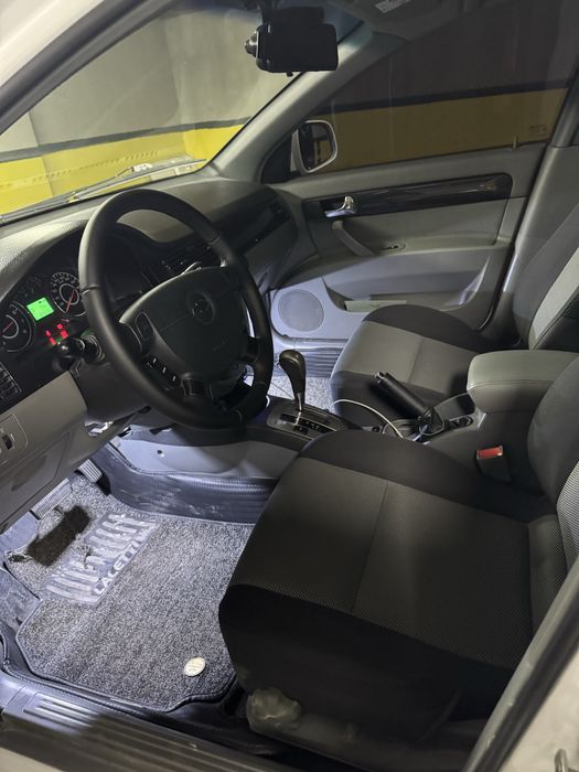 2020 йил , автомат 3-позиция,жентра сотилади .