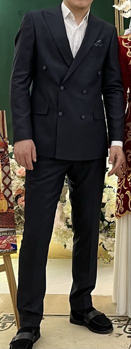 Костюм сатылады двойка