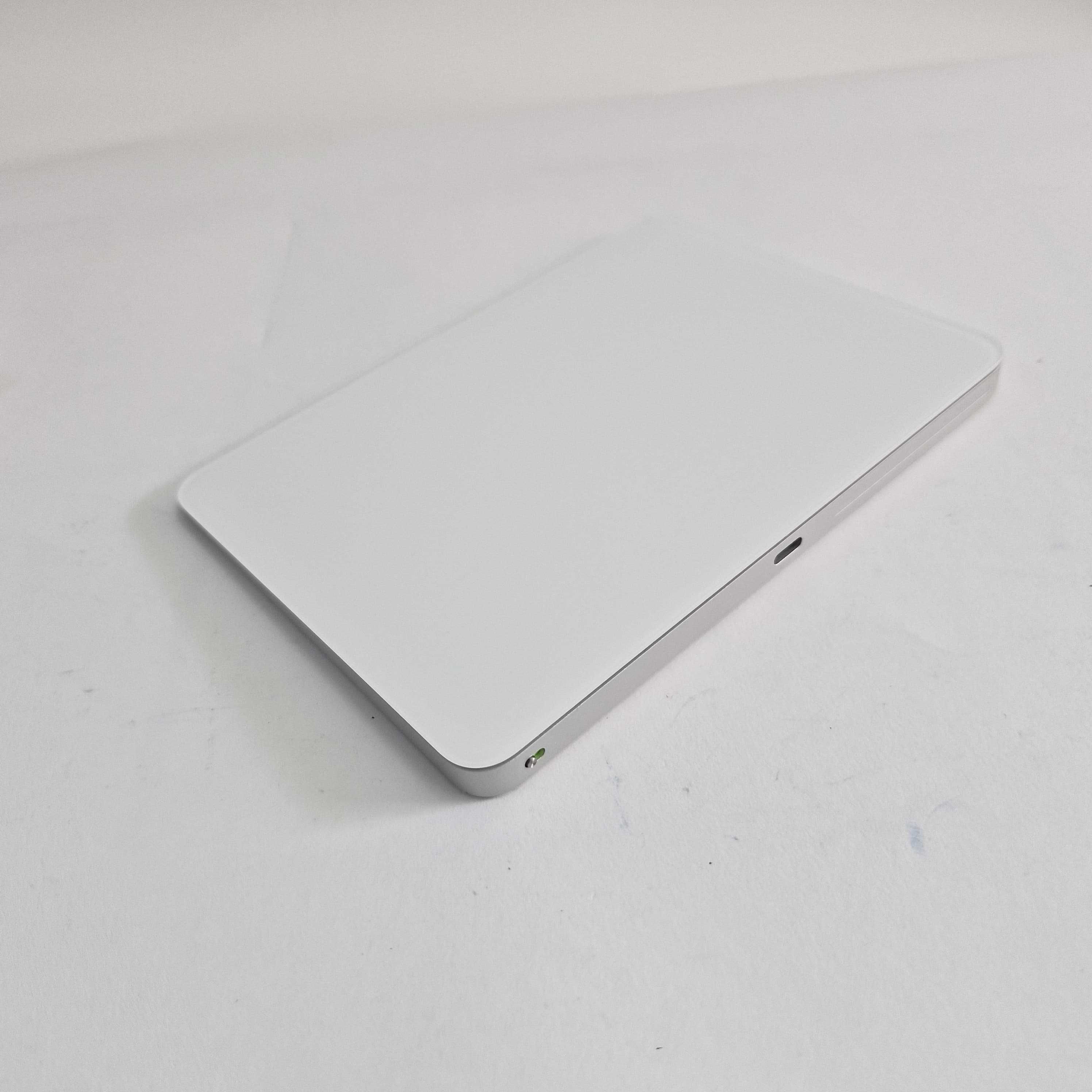 Liquid Money vinde -  Apple Magic Trackpad 2024 (USB‑C)
