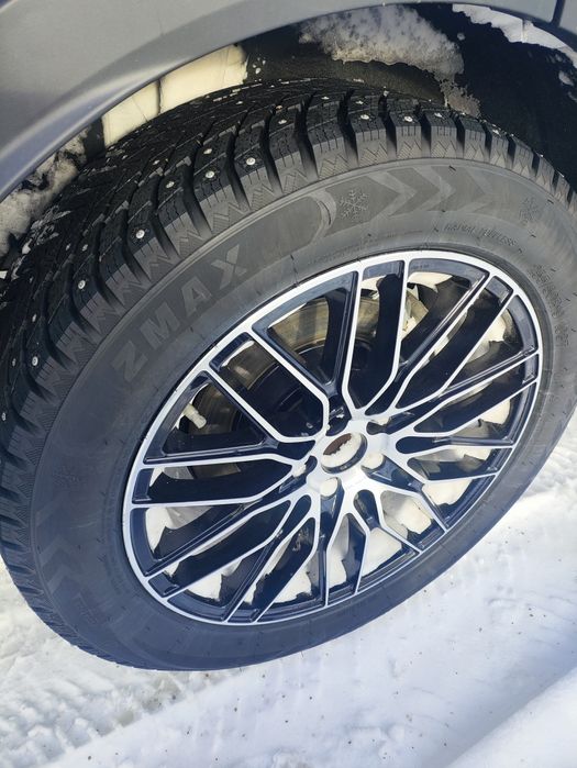 Шины с дисками r19 ,  5*108