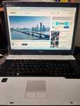 Продам старенький ноутбук windows7