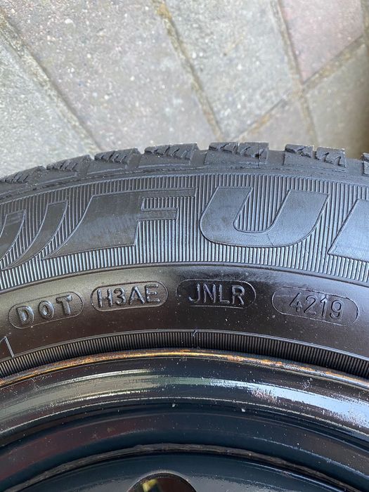 Set 4 cauciucuri iarna Fulda 195/65 R15 cu jante + capace Volkswagen