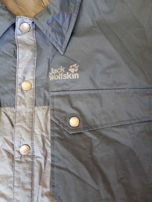Jack Wolfskin мъжко туристическо яке размер L.