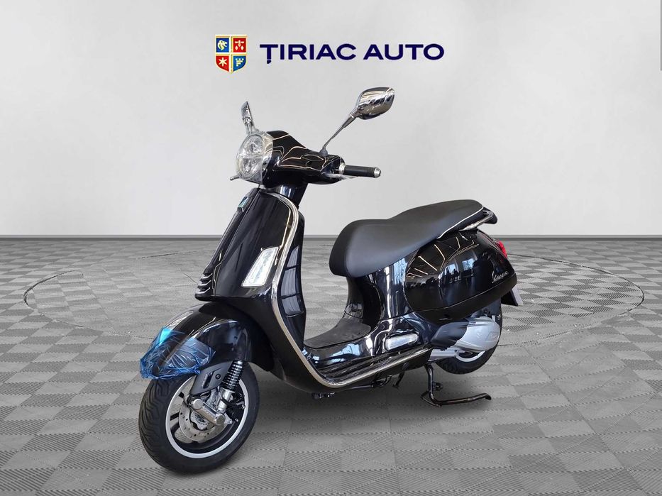 Piaggio Vespa GTS300
