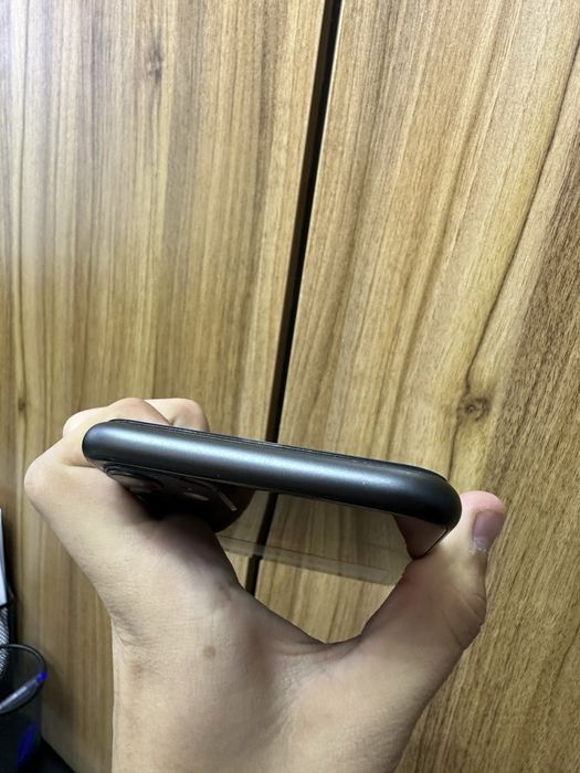 iphone 11 black 128 gb 76 % korobka bor