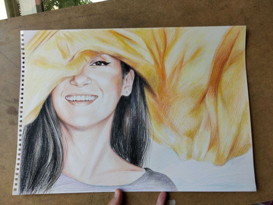 O poveste în culori. Portrete la comandă.