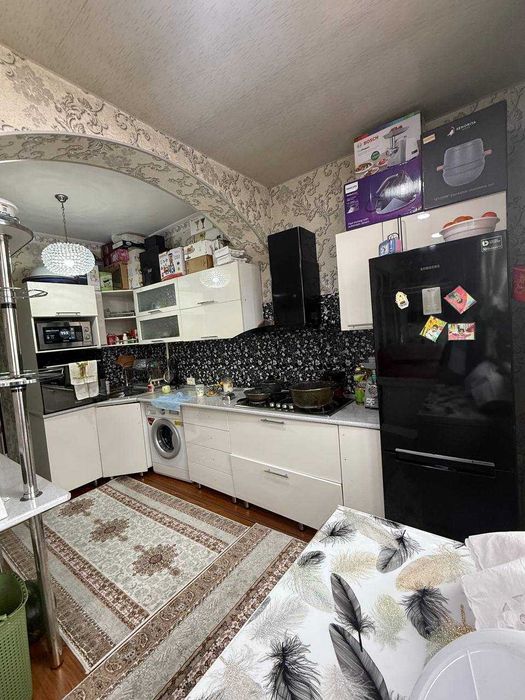 Срочно продаётся 5 комнатная квартира Алгоритм (Мухлиса)