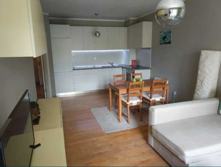 Двустаен апартамент в Зона Б-5