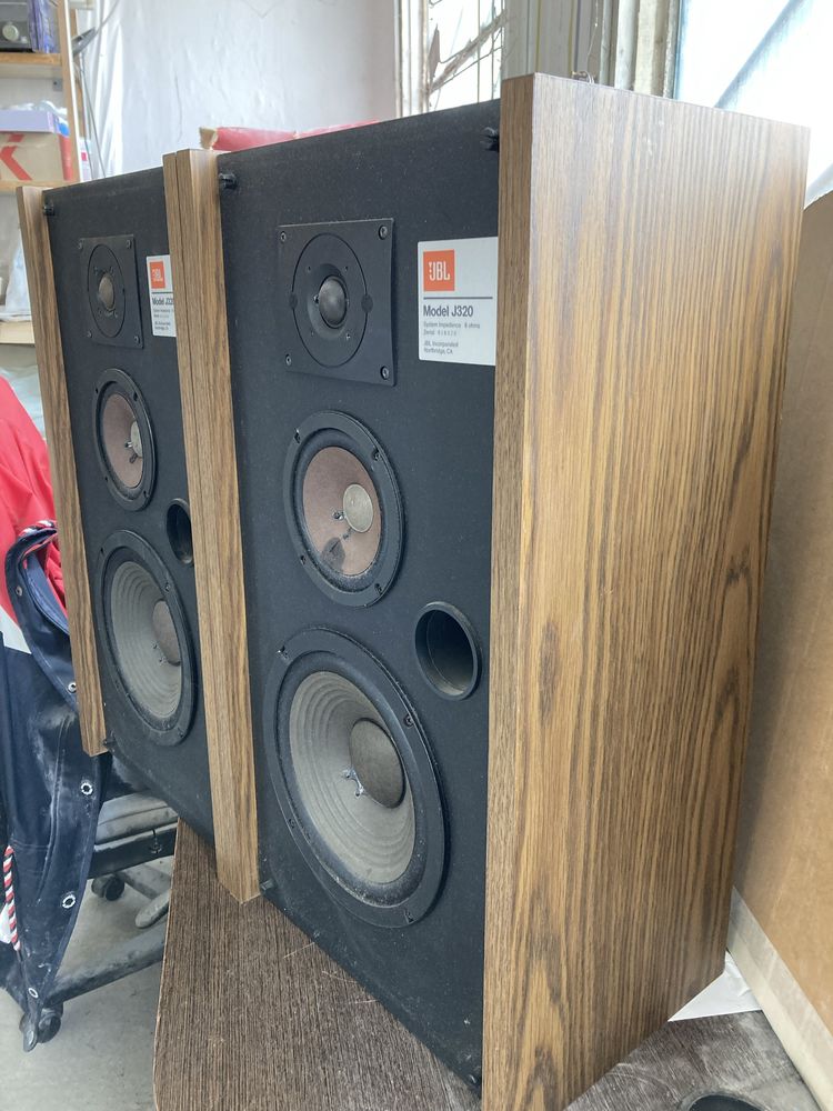 Jbl j320 тонколони