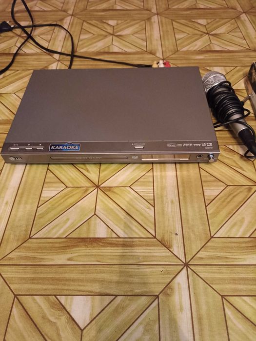 DVD проигрыватель LG