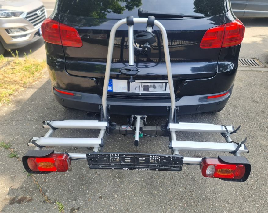 Suport 2 biciclete Uebler cu prindere pe carlig