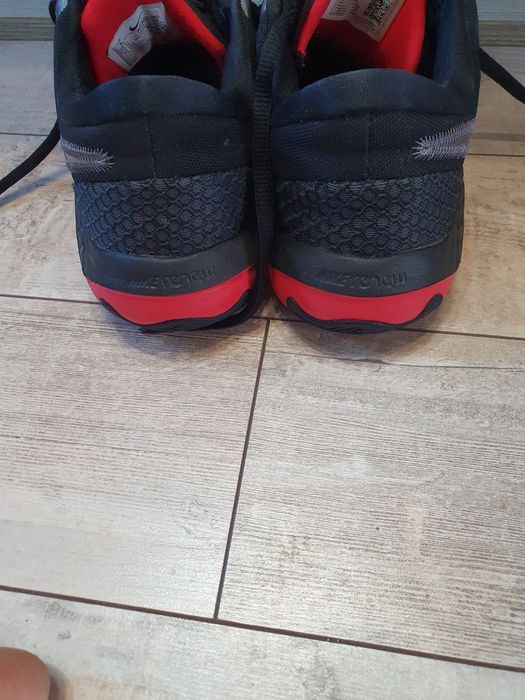 Jordan и Nike 41 номер .