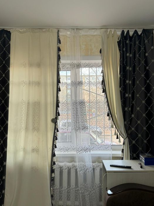 Продам шторы в зал