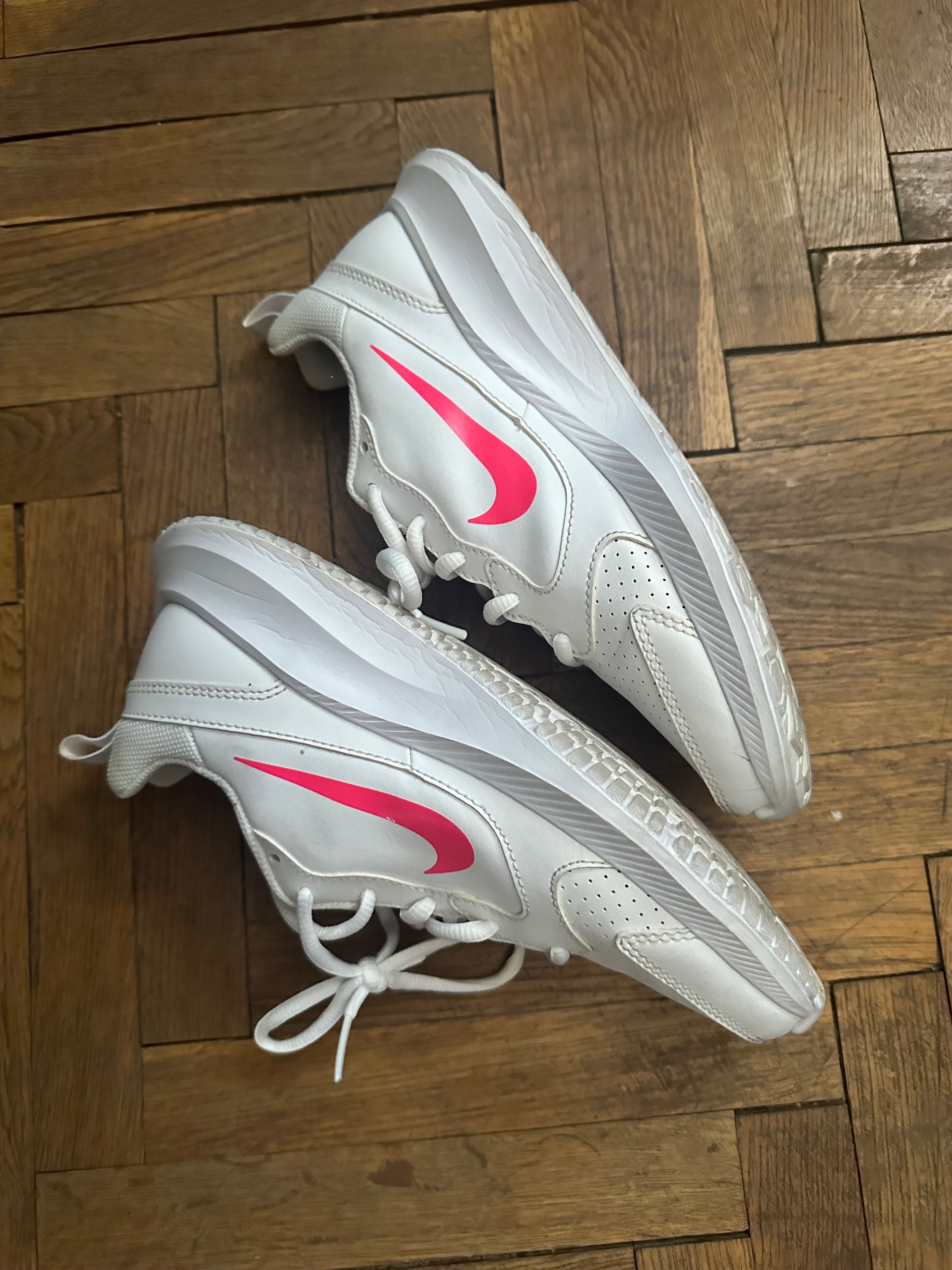 Дамски маратонки Nike, 37.5 размер