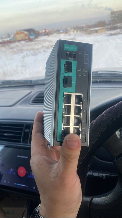 Коммутатор Моха в комплекте  с модулем