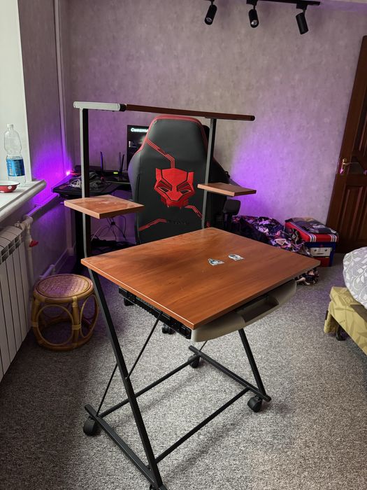 Компьютерный стол новый