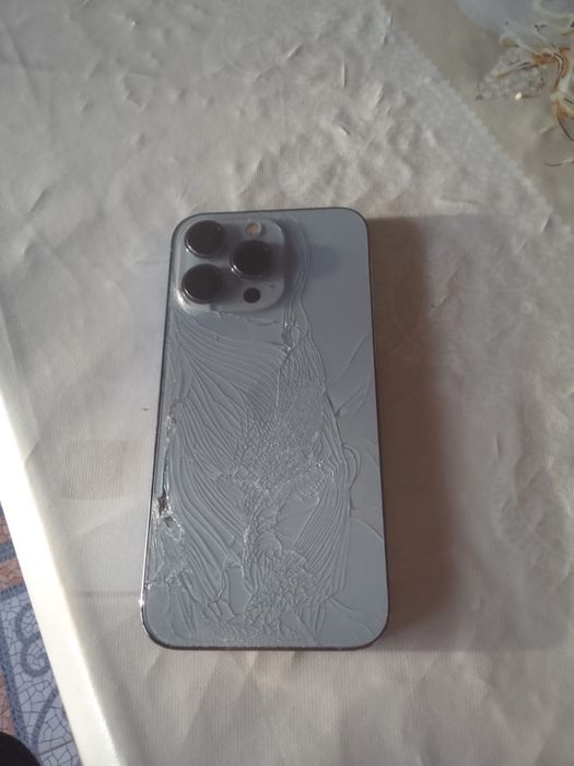 Продам Iphone 13 pro