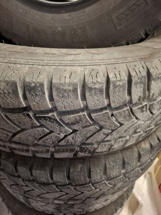 195 75  16 vredestein бусови гуми  комплект 6 бр.