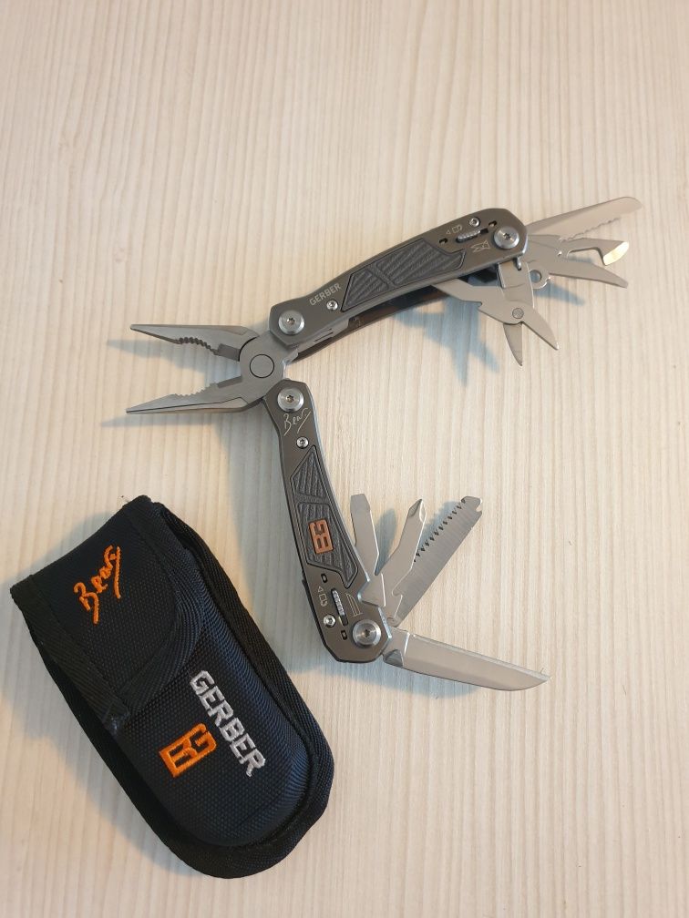 Multitool gerber bear grills nefolosit