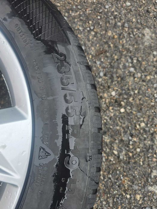 Продаваме лети джанти 19" с зимни гуми Continental за Audi Q5 2020г