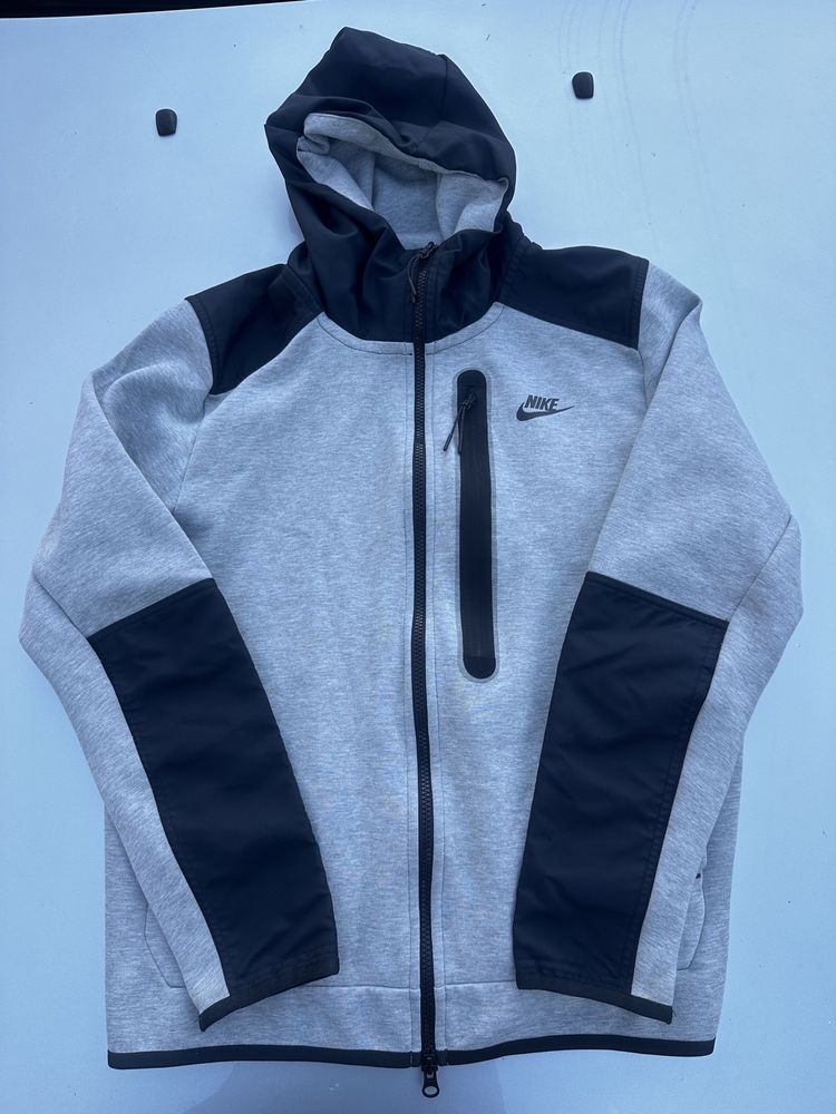 Nike tech fleece