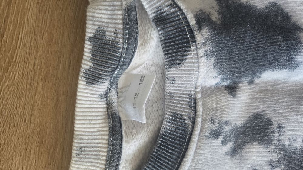 Zara спортен сет тай дай 152