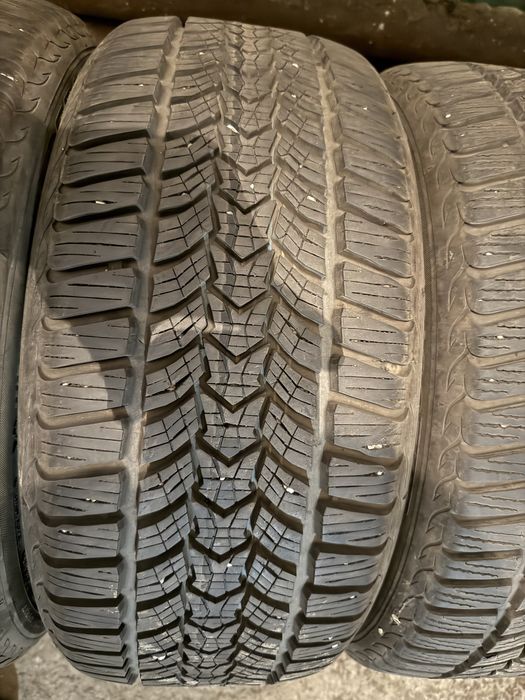 Anvelope debrica225/45r 17 iarna