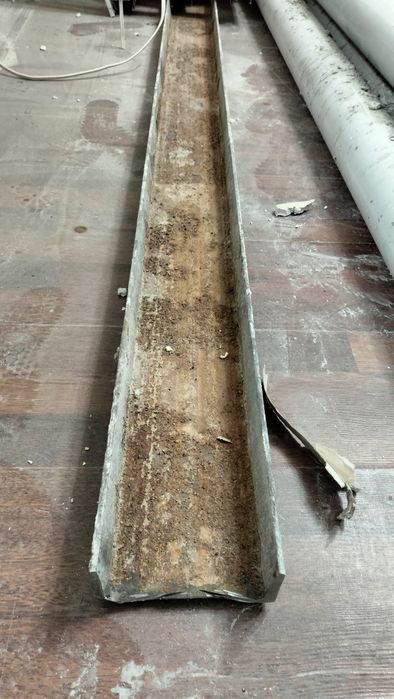 Продам Швеллер 3 м