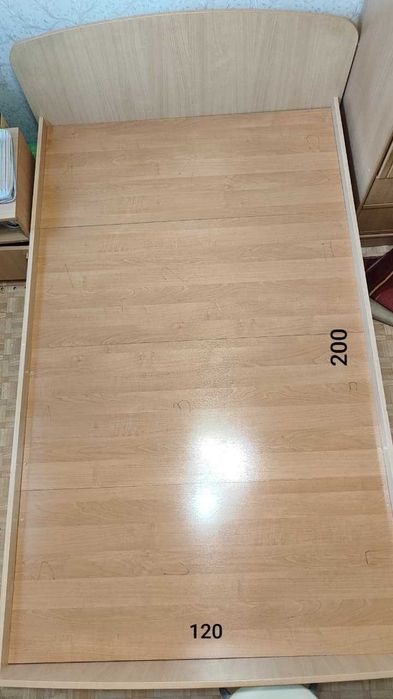 Кровать с матрасом 120*200 б/у
