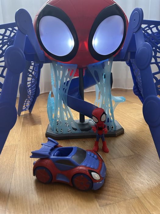 Sediul Paienjenel_Spidey and his friends
