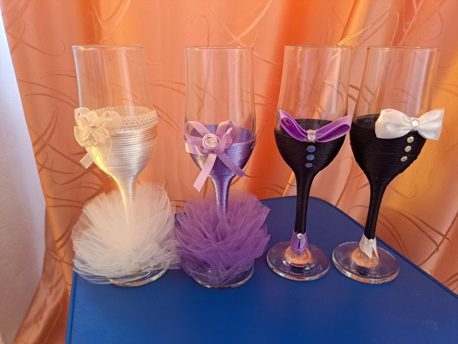 Set 4 pahare miri + nași