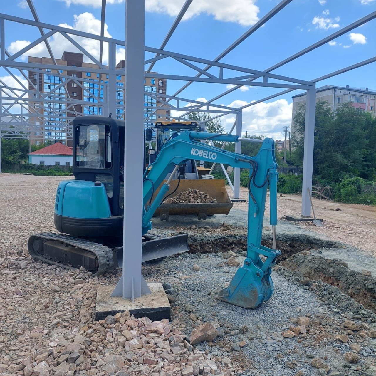 услуги миниэкскаватора