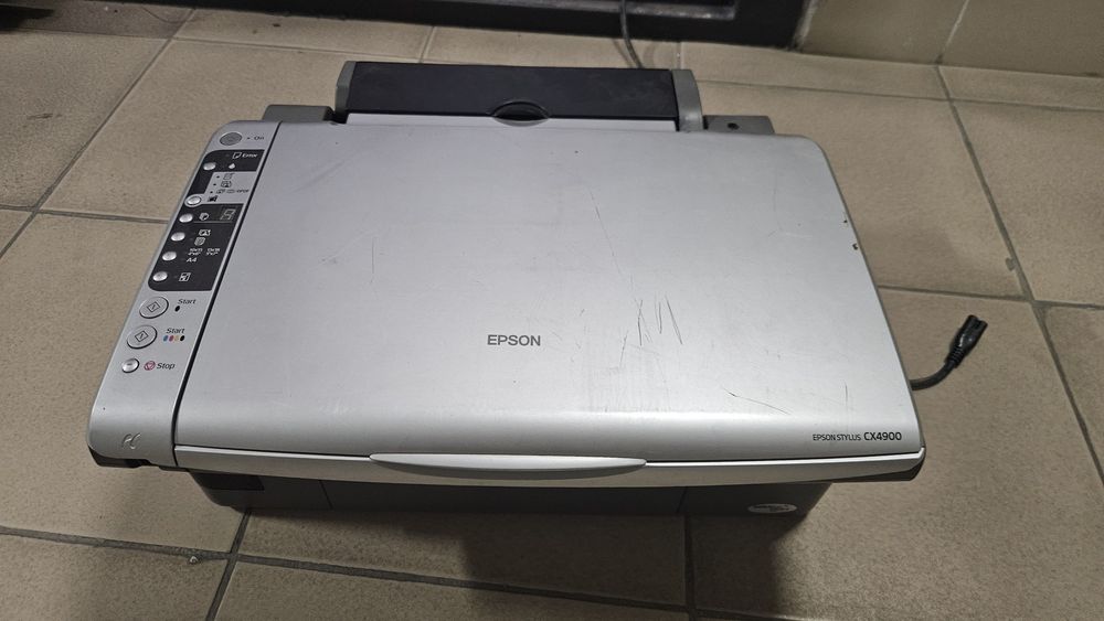 Продам принтер сканер 3 в 1 EPSON