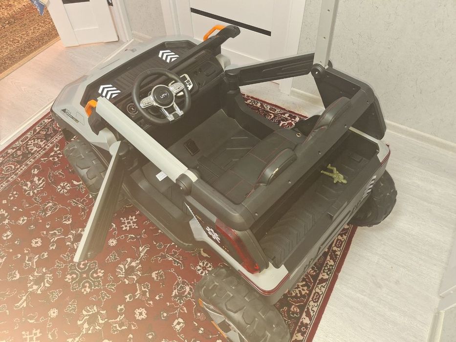 Bolalar uchun moshina yengi