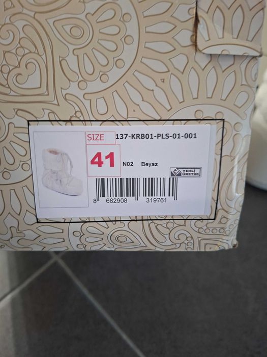 Дамски зимни апрески