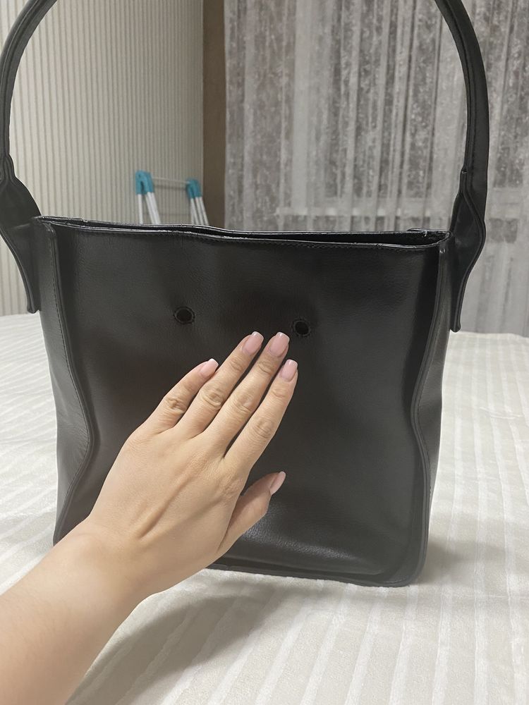 СРОЧНО!!!Продам кожаную сумку