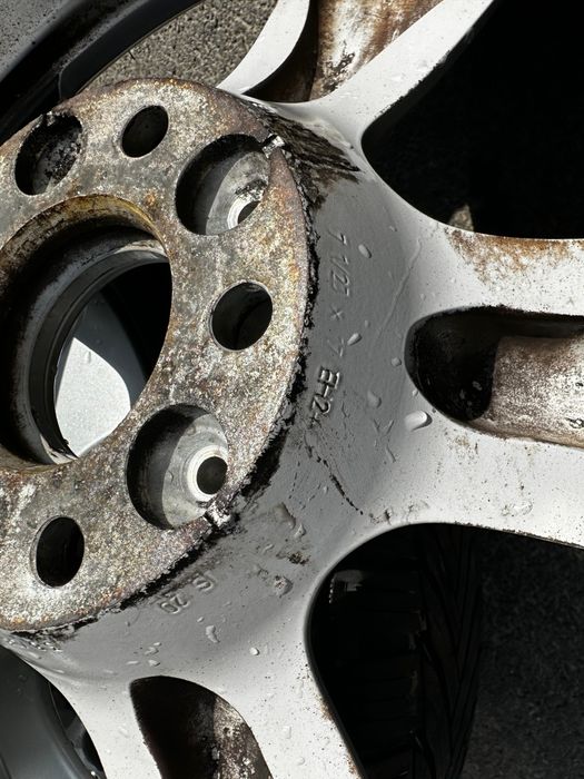 Jante BMW X1/X3 cu anvelope iarna 225 50 17  MICHELIN ALPIN 6