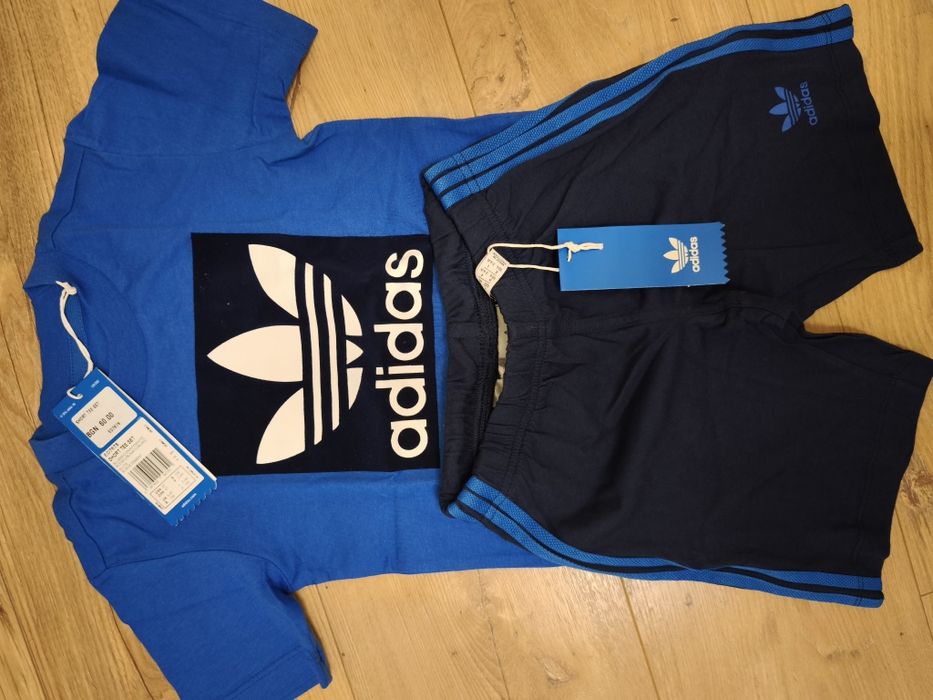 Adidas за момче нови