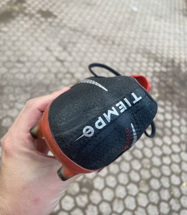 Ghete de fotbal Nike Tiempo ACC