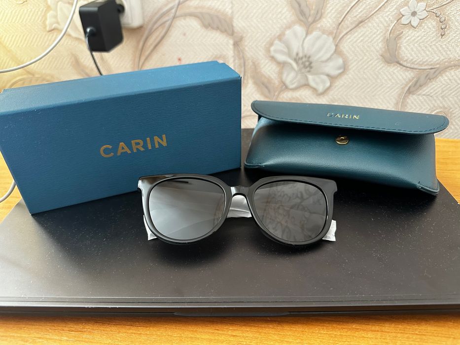 Очки солнцезащитные женские новые полароид черные с чехлом