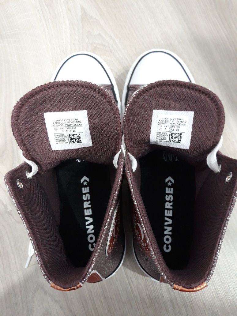 Converse A03240C